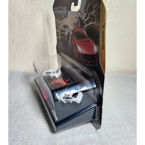 Micro Machines Micro Police Chase #11 Series 3 Starter Pack New Sealed 2020 - Picture 6 of 8